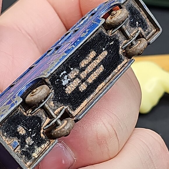 Lesney Budgie Diecast Buses And Vans 4pcs Total Vintage Collectibles England - Picture 11 of 13